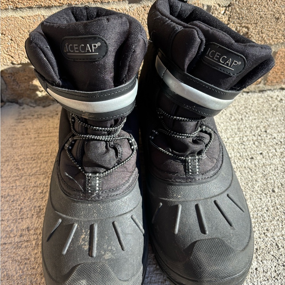 Icecap Black Winter Boots